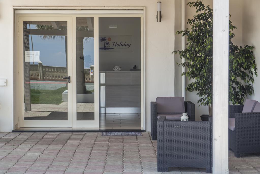 Holiday Affittacamere Corigliano Calabro Exterior foto
