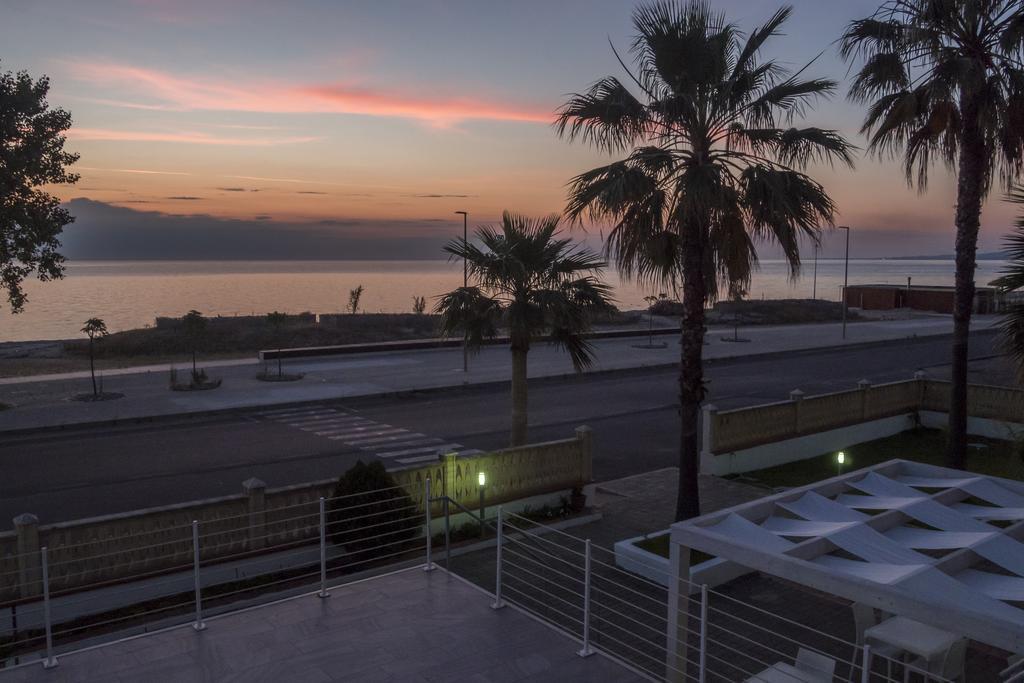 Holiday Affittacamere Corigliano Calabro Exterior foto