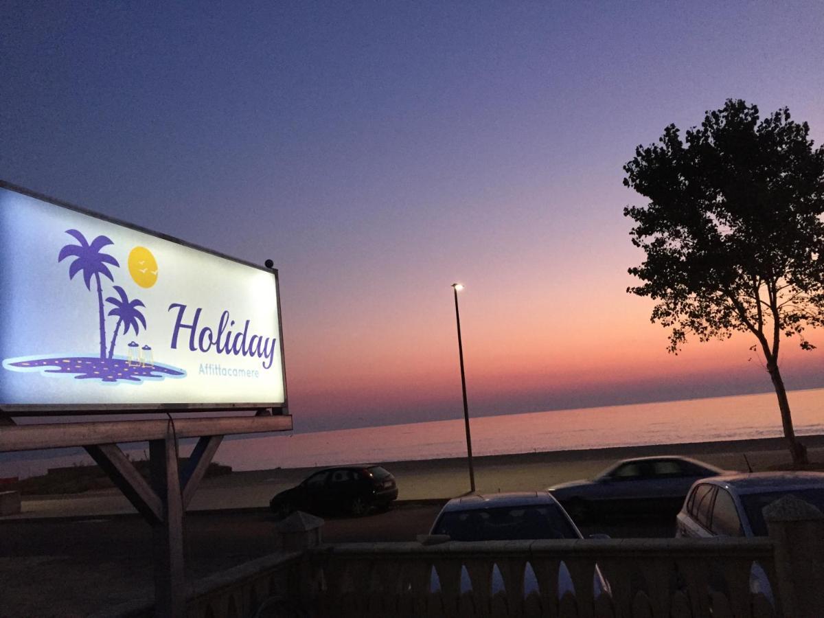 Holiday Affittacamere Corigliano Calabro Exterior foto